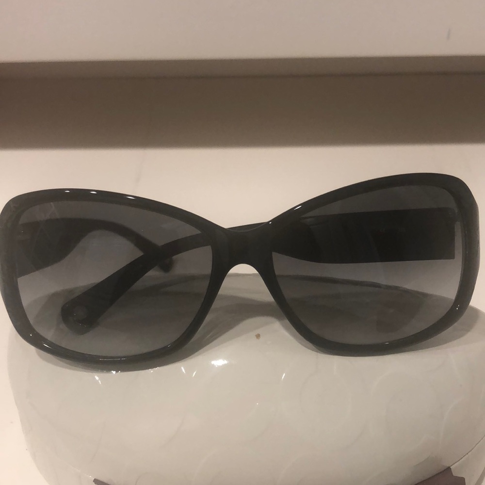 Coach Factory black framed sunglasses